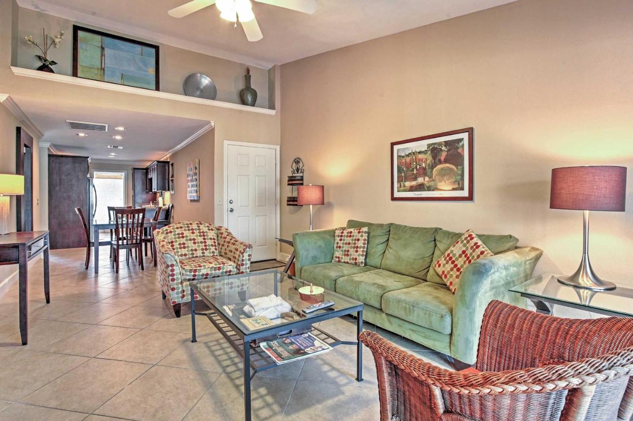 Colorful Galveston Retreat Steps From Beach And Pool ภายนอก รูปภาพ